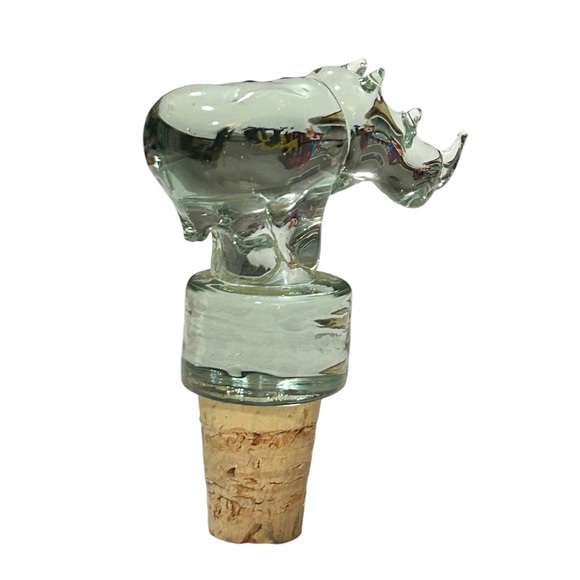 Novelty bar ware, hand blown recycled glass rhino wine stopper, cork - Picture 2 of 7